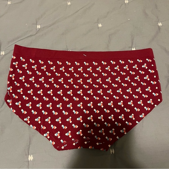 NWT Victoria's Secret Seamless Red Print Hiphugger Panty Size Medium - Picture 4 of 4